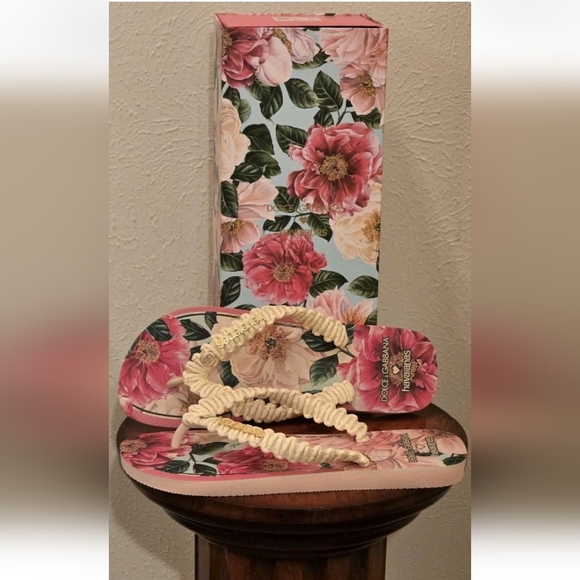 Dolce Gabbana Havaiana thong sandals , W 11/12 - Picture 1 of 16